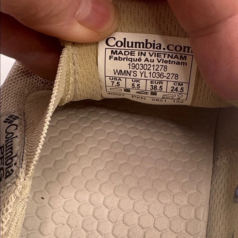 Columbia PFG Distant Water Slip-On Shoes Beige Mesh Boat Shoes Women’s Size 7.5